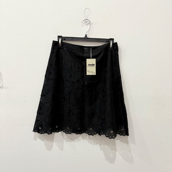BCBGMaxazria Embroidered High Waisted A-Line Mini Skirt Black Women's Size 2 - Picture 1 of 4
